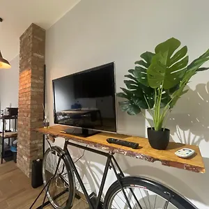 https://hotel-industrial-house-3.it-lombardy.com
