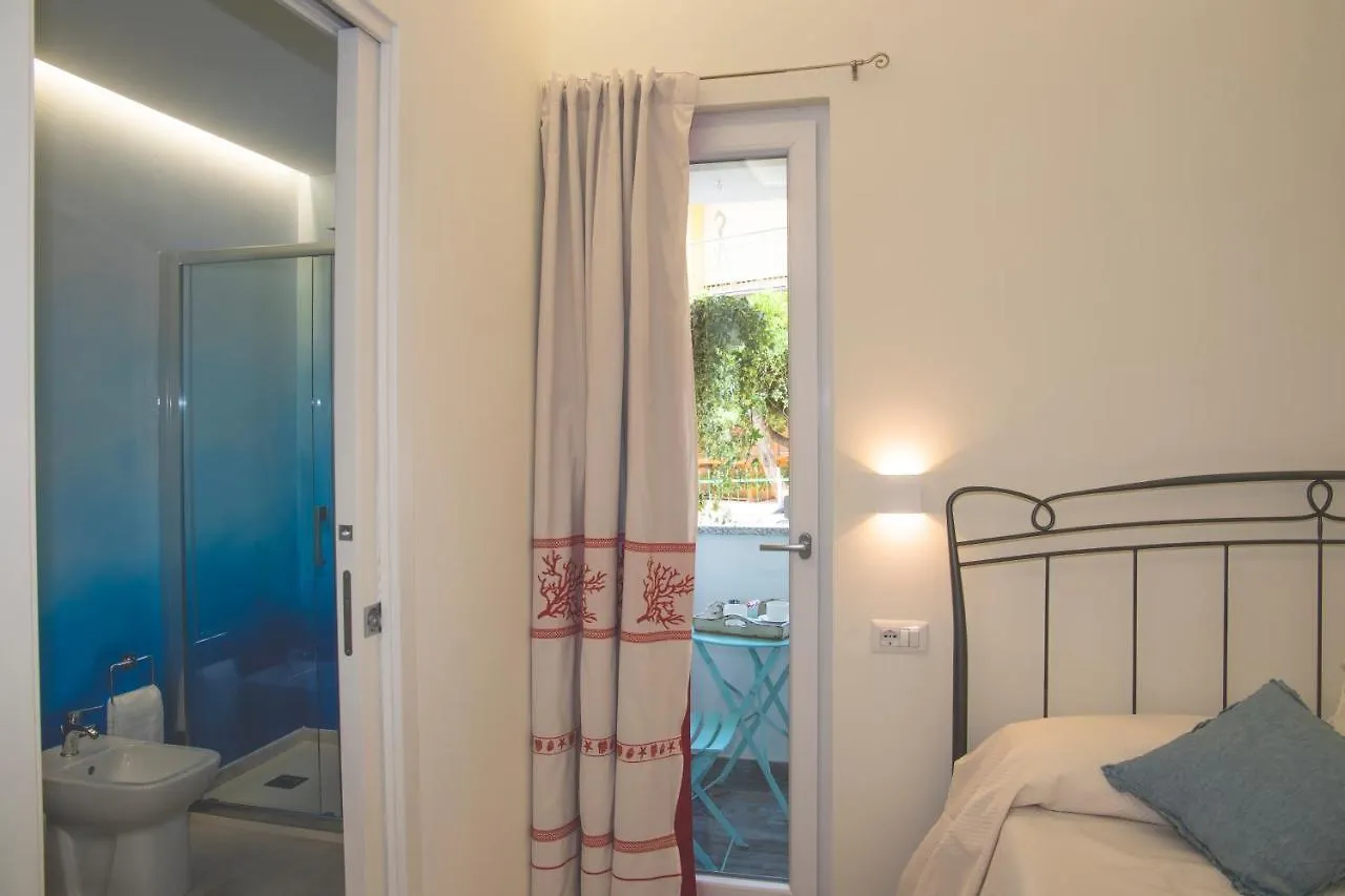 La Casa Del Pescatore Cala Gonone Bed & Breakfast